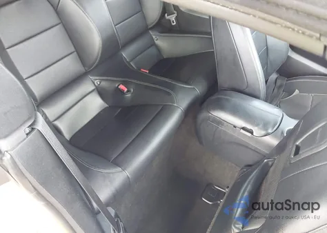 2015 Ford Mustang из США, поврежденный, VIN 1FATP8UH7F5402588